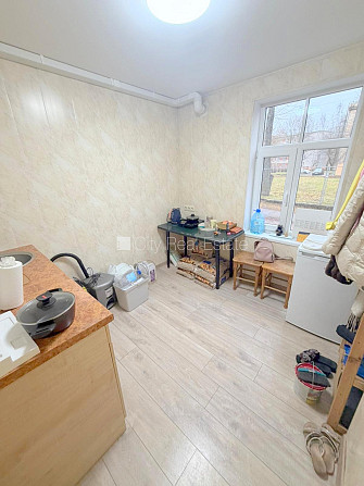 Fasādes māja, renovēta māja, vieta automašīnai, ieeja no ielas, logi vērsti mājas abās Rīga - foto 16