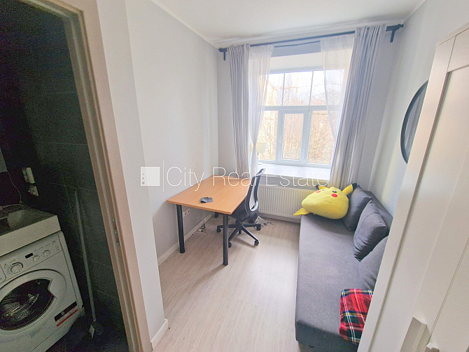 Fasādes māja, renovēta māja, slēgts pagalms, ieeja no ielas, kāpņu telpa pēc kapitālā Rīga - foto 1