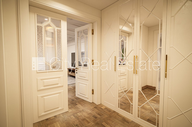 Projekts - Kalpaka Residence, fasādes māja, renovēta māja, slēgts pagalms, objektu apsargā Rīga - foto 5