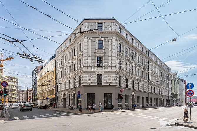 Проект - Place 4, фасадный дом, реновированный дом, закрытый двор, вход с улицы, лифт, Рига - изображение 1