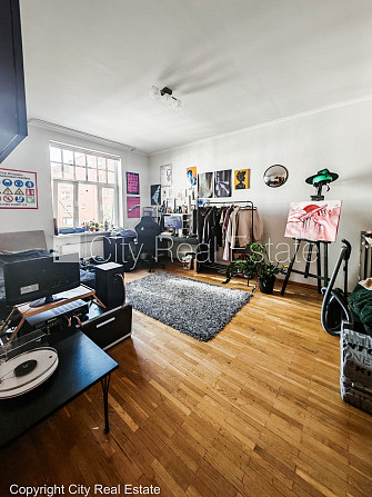 Земля в собственности, фасадный дом, реставрированный дом, благоустроенный Рига - изображение 20