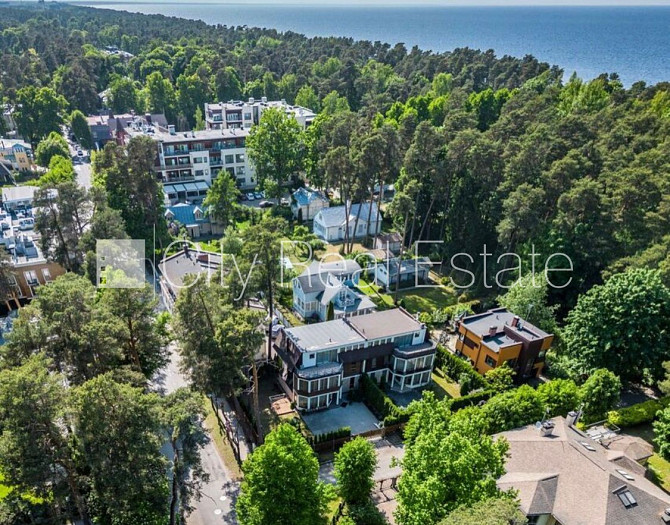 Slēgts pagalms, teritorijas iebrauktuves vārti aprīkoti ar automatizētu atvēršanās un Jūrmala - foto 20