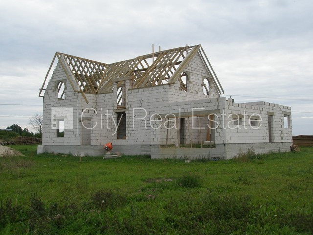 Nepabeigta jaunceltne, terase, iespēja pārplānot, trīs sanitārie mezgli, ir būvatļauja, uz Jelgava un novads - foto 6