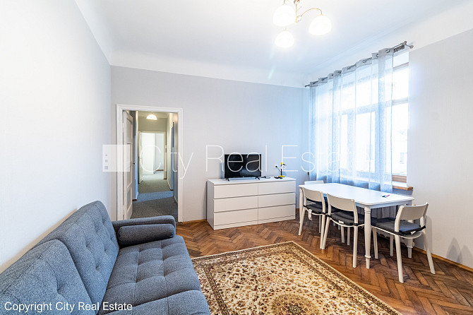 Pagalma māja, renovēta māja, guļamistabu skaits 2 gab., istabas izolētas 2 gab., viena istaba Rīga - foto 3
