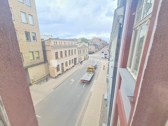 Fasādes māja, renovēta māja, slēgts pagalms, iespēja nomāt autostāvvietu, ieeja no ielas, Rīga - foto 10