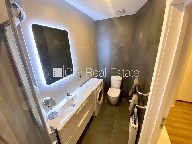 Fasādes māja, renovēta māja, slēgts pagalms, ieeja no ielas, ir lifts, kāpņu telpa pēc Rīga - foto 5
