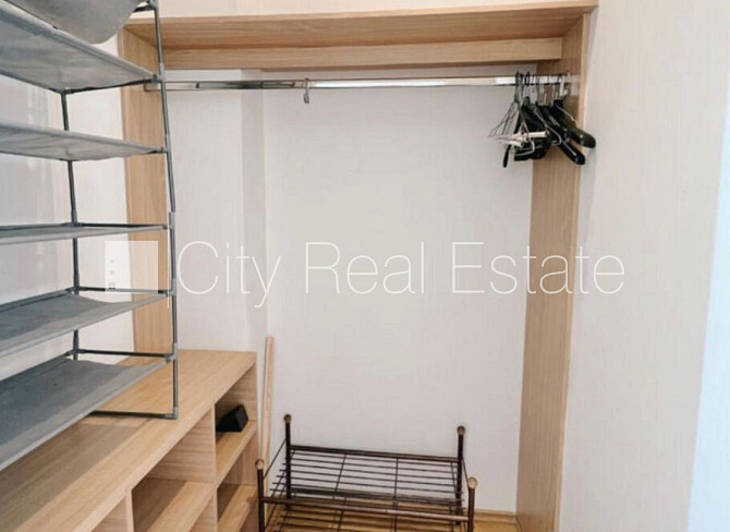 Renovēta māja, slēgts pagalms, kāpņu telpa pēc kapitālā remonta, balkons, sauna, logi Rīga - foto 8