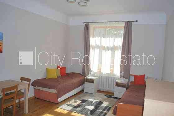 Эта квартира сдается в аренду посуточно (краткосрочная аренда), стоимость аренды Rīga