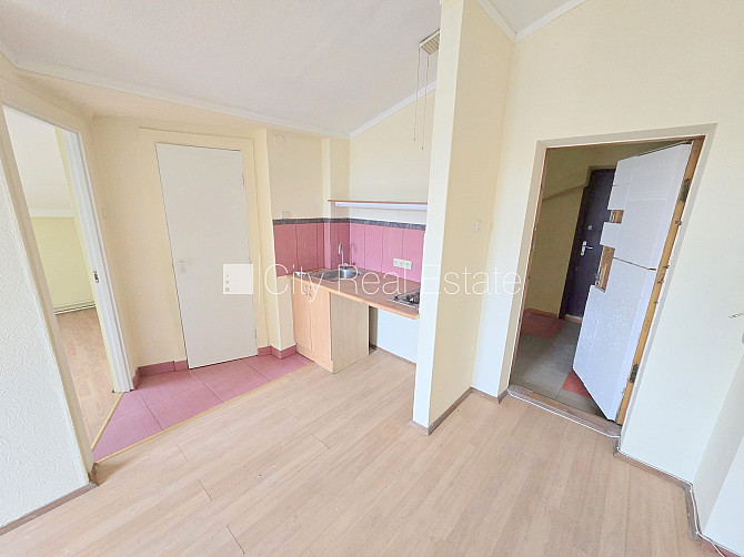 Pagalma ēka, renovēta māja, slēgts pagalms, vieta automašīnai, ieeja no pagalma, mansards, Rīga - foto 7