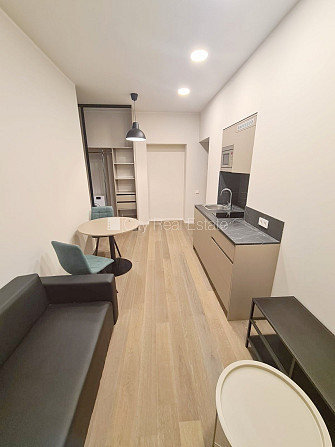 Pagalma ēka, renovēta māja, slēgts pagalms, ieeja no ielas un pagalma, ir lifts, kāpņu telpa Rīga - foto 4