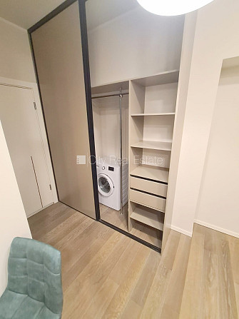 Pagalma ēka, renovēta māja, slēgts pagalms, ieeja no ielas un pagalma, ir lifts, kāpņu telpa Rīga - foto 16