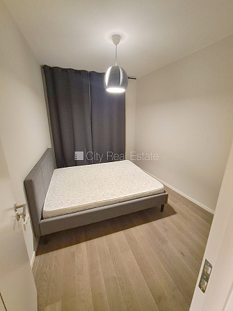 Pagalma ēka, renovēta māja, slēgts pagalms, ieeja no ielas un pagalma, ir lifts, kāpņu telpa Rīga - foto 12