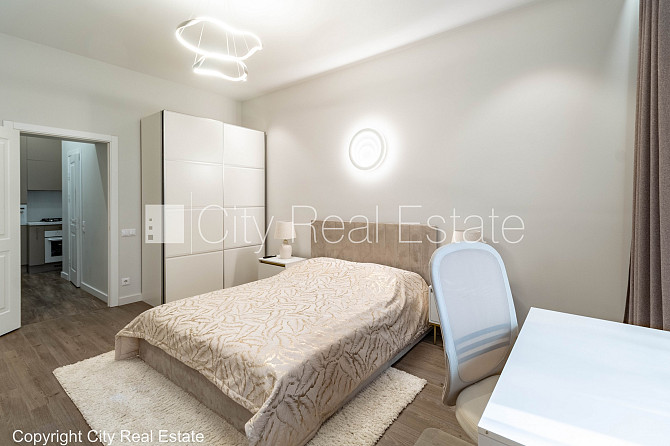 Pagalma ēka, renovēta māja, labiekārtots apzaļumots pagalms, slēgts pagalms, ir lifts, Rīga - foto 5