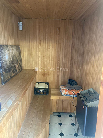 Fasādes māja, slēgts pagalms, vieta automašīnai, ir lifts, balkons, sauna, logi vērsti mājas Rīga - foto 14