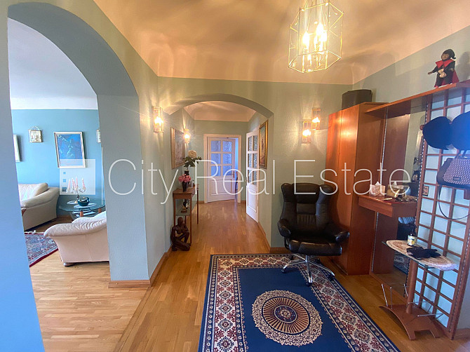 Fasādes māja, slēgts pagalms, vieta automašīnai, ir lifts, balkons, sauna, logi vērsti mājas Rīga - foto 16