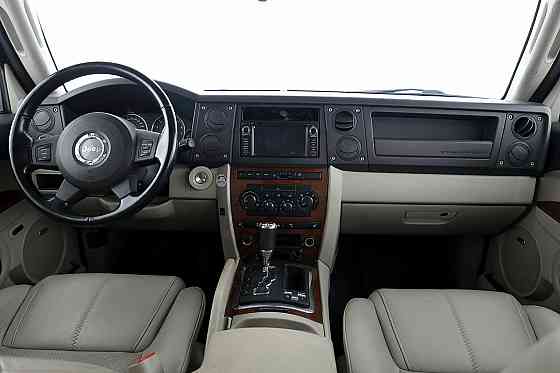 Jeep Commander Limited 3.0 CRD 160kW Tallina