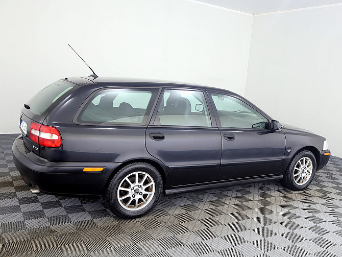 Volvo V40 Estate Facelift 1.9 120kW Tallina - foto 3