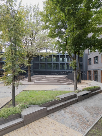 A unique designer office in an urban setting  large windows, spacious terraces, and a convenient loc Рига - изображение 6