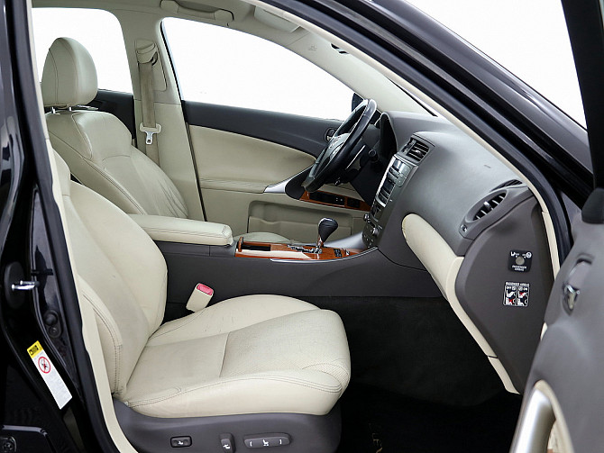 Lexus IS 250 Luxury Facelift ATM 2.5 153kW Tallina - foto 6