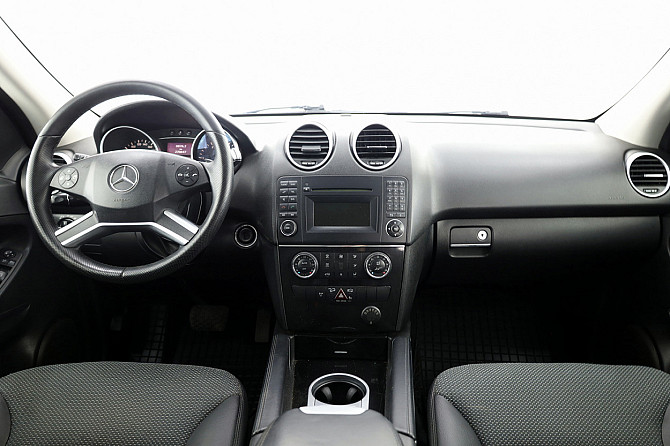 Mercedes-Benz ML 300 Luxury Facelift ATM 3.0 CDI 140kW Tallina - foto 5