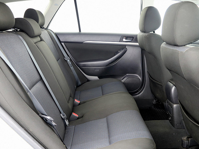 Toyota Avensis Linea Sol Facelift ATM 1.8 95kW Таллин - изображение 7