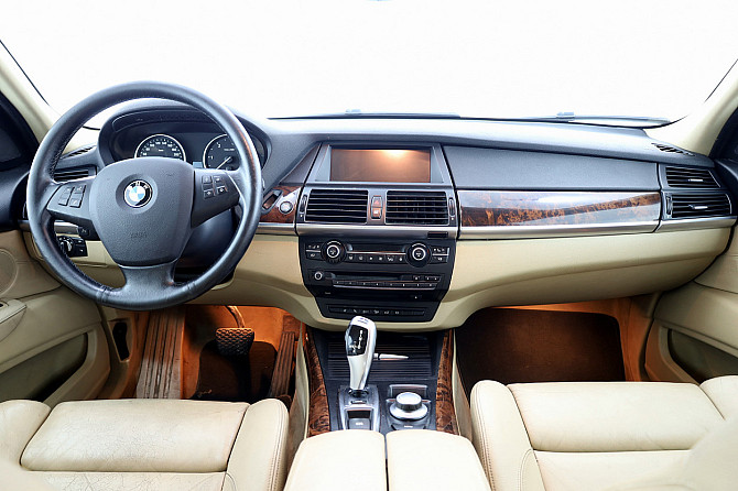 BMW X5 xDrive 35D Sportpakett ATM 3.0 D 210kW Tallina - foto 5