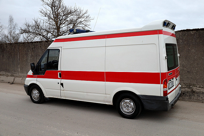 Ford Transit Ambulance 2.0 TDCi 74kW Таллин - изображение 4