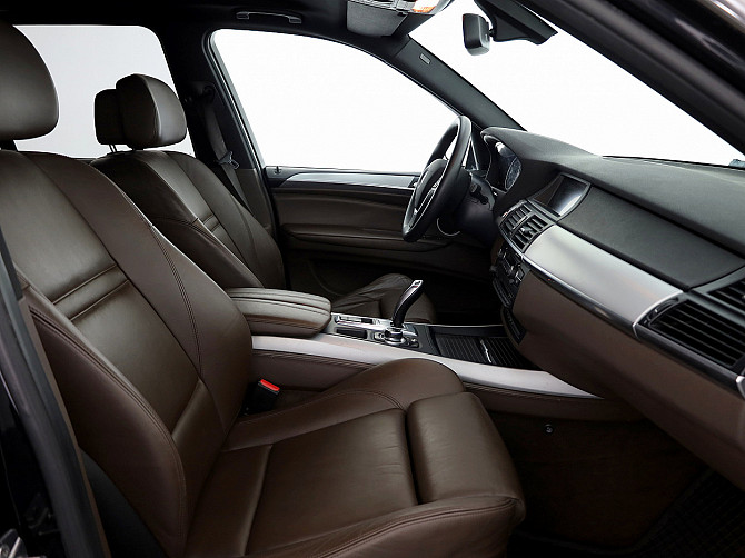 BMW X5 xDrive 35D Sportpakett 3.0 D 210kW Tallina - foto 6
