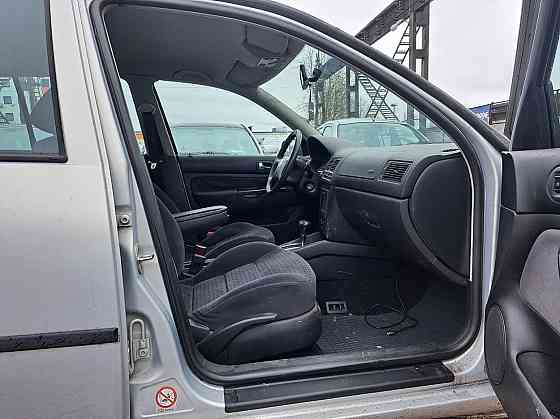Volkswagen Golf Comfortline ATM 1.6 74kW Tallina