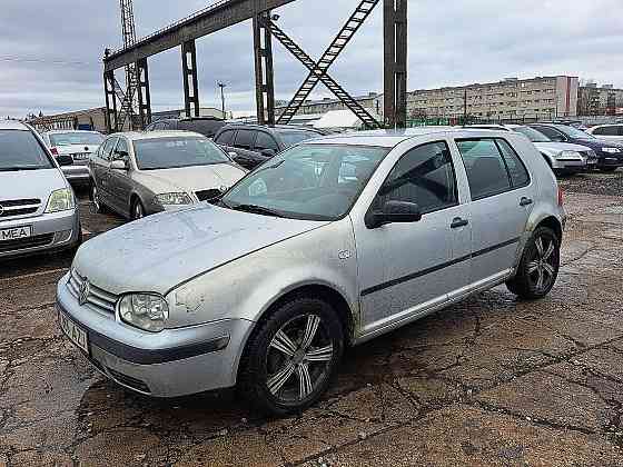 Volkswagen Golf Comfortline ATM 1.6 74kW Tallina