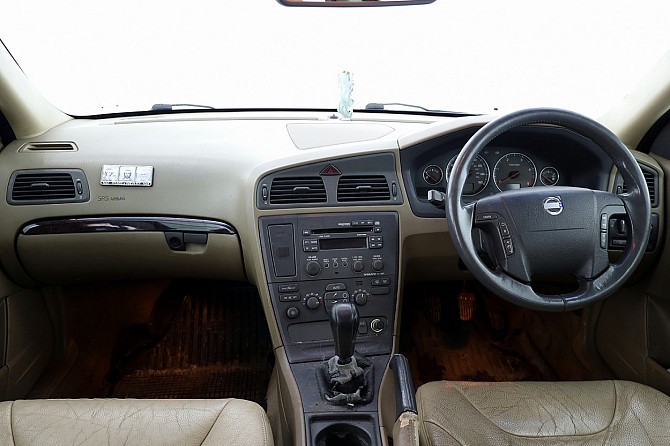 Volvo V70 Summum 2.4 D5 120kW Tallina - foto 5