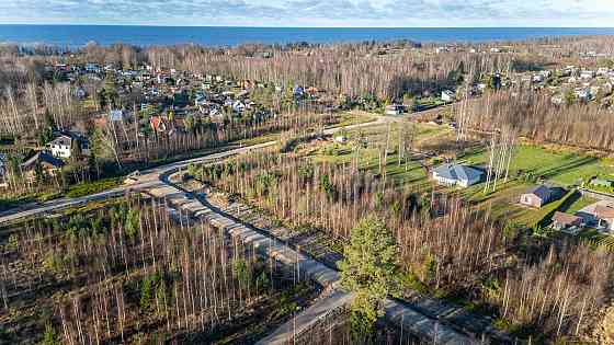 Ziemeļvidzemes biosfēras rezervāta teritorijā, tikai 58 km attālumā no Rīgas centra un 900 metru att Лимбажи и район