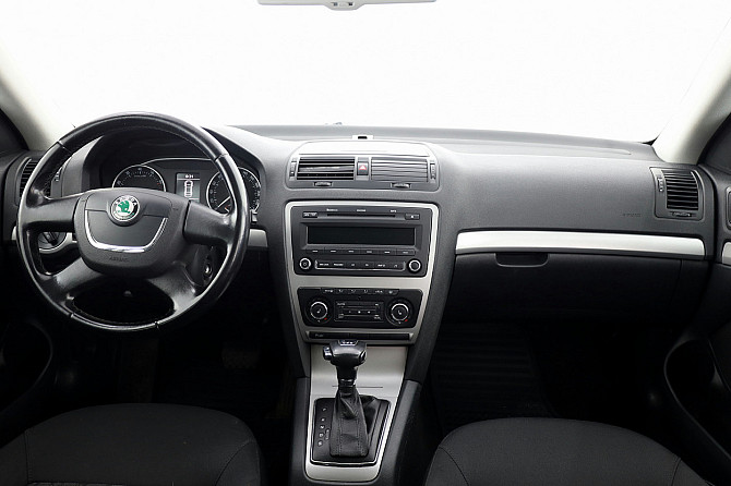 Skoda Octavia Comfortline Facelift ATM 1.8 118kW Tallina - foto 5