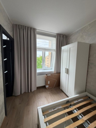 Izīrē studio tipa dzīvokli Rīgas centrā  svaigi pēc kvalitatīva remonta un pilnībā gatavu Rīga - foto 5