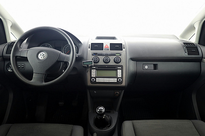 Volkswagen Touran Comfortline Facelift 1.9 TDI 66kW Tallina - foto 5