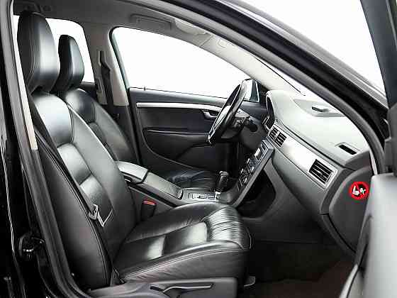 Volvo V70 Summum ATM 2.4 D5 129kW Таллин