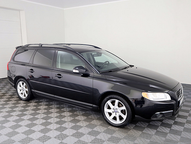 Volvo V70 Summum ATM 2.4 D5 129kW Таллин - изображение 1