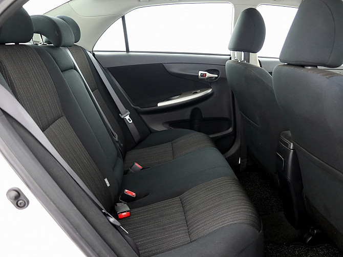 Toyota Corolla Linea Sol ATM 1.6 91kW Таллин - изображение 7