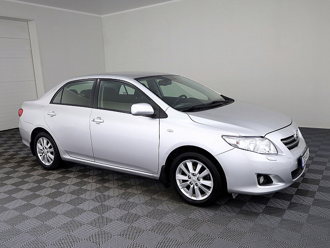 Toyota Corolla Linea Sol ATM 1.6 91kW Таллин - изображение 1