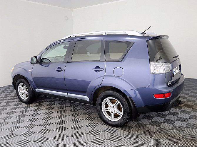 Mitsubishi Outlander Comfort 2.0 Di-D 103kW Таллин - изображение 4