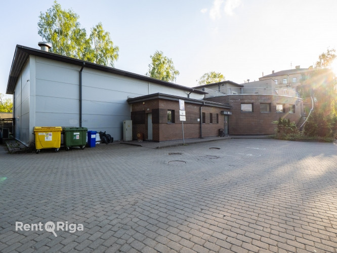 Property for sale in Jelgava city center.  Building - Akademiias 21 Street,  The land under it - Aka Елгава и район - изображение 3