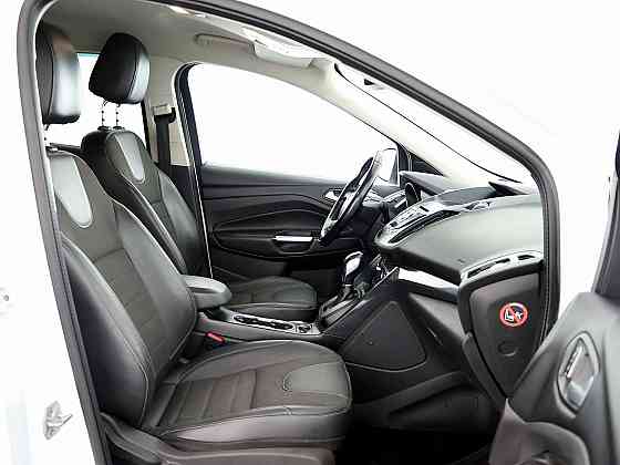 Ford Kuga Ghia Facelift ATM 2.0 TDCi 110kW Tallina