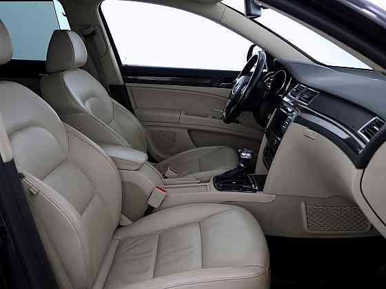 Skoda Superb Highline ATM 2.0 TDI 103kW Tallina