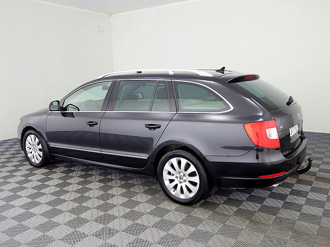 Skoda Superb Highline ATM 2.0 TDI 103kW Tallina - foto 4