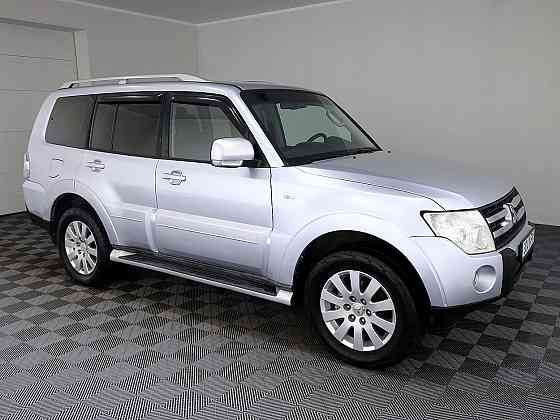 Mitsubishi Pajero Luxury ATM 3.2 Di-D 125kW Tallina