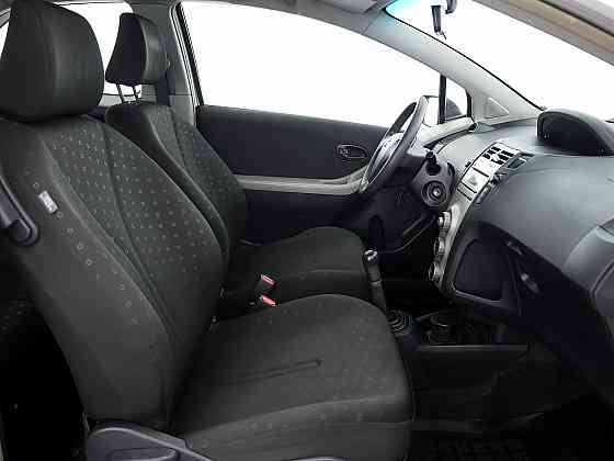 Toyota Yaris Linea Sol A-C 1.3 64kW Таллин