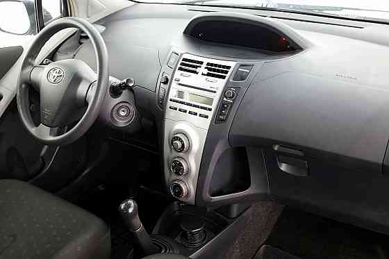 Toyota Yaris Linea Sol A-C 1.3 64kW Таллин