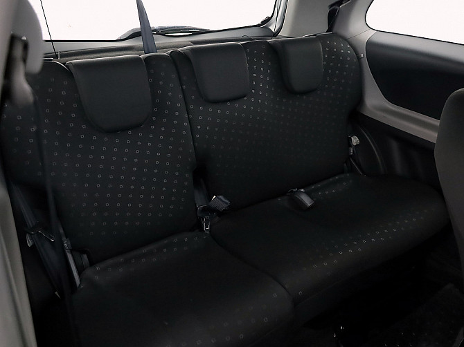 Toyota Yaris Linea Sol A-C 1.3 64kW Таллин - изображение 7