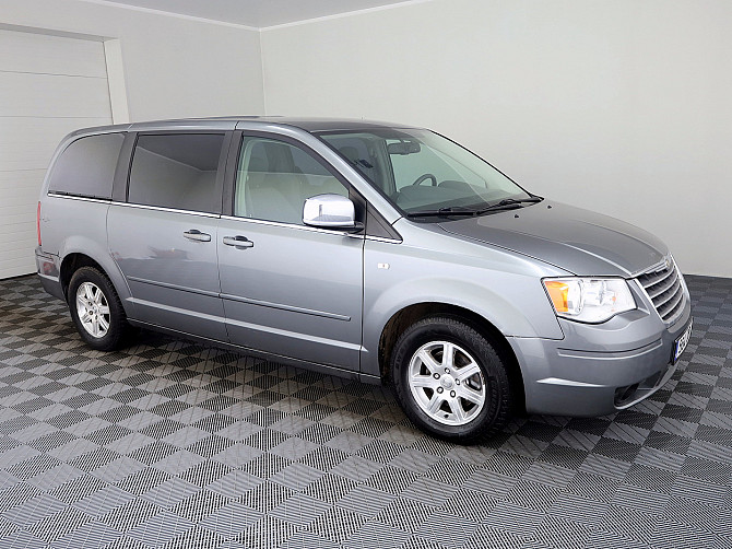 Chrysler Grand Voyager Comfort ATM 2.8 CRD 120kW Tallina - foto 1