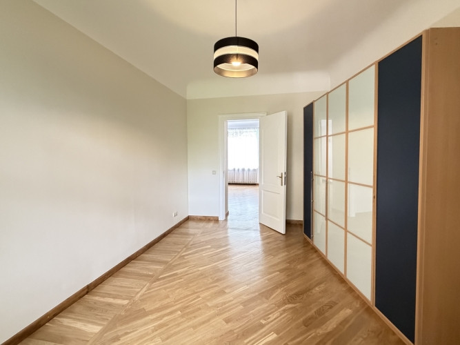 Gaišs 4 izolētu guļamistabu dzīvoklis pašā Rīgas centrā!   Dzīvokļa 119 kvadrātmetros Rīga - foto 7